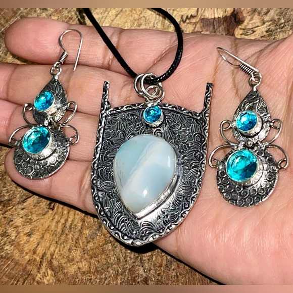 Caribbean Larimar Pendant & Earrings - Picture 2 of 8
